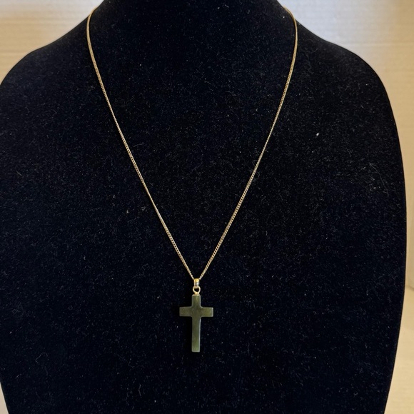 High Quality Nephrite Jade Cross Pendant with 1/20 14K Gold Filled Chain - Picture 2 of 16